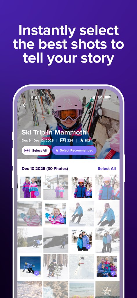 Mixbook-App-Bildschirm mit KI-empfohlener Fotoauswahl für ein Familien-Skiurlaubsalbum.