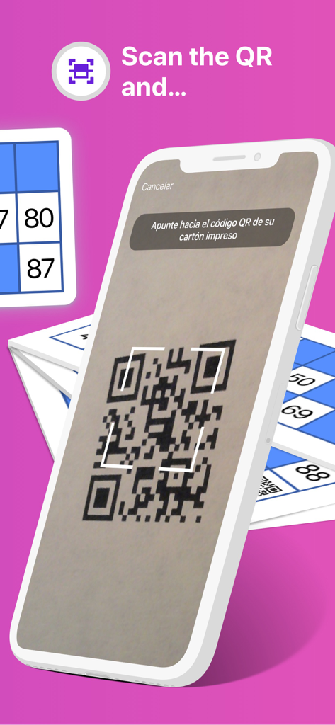 Escaneando un código QR en una tarjeta de bingo impresa con un smartphone