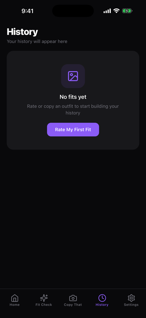 FitCheck: Your AI Style Critic - La pantalla de historial vacía de la aplicación FitCheck con una indicación para calificar el primer atuendo.