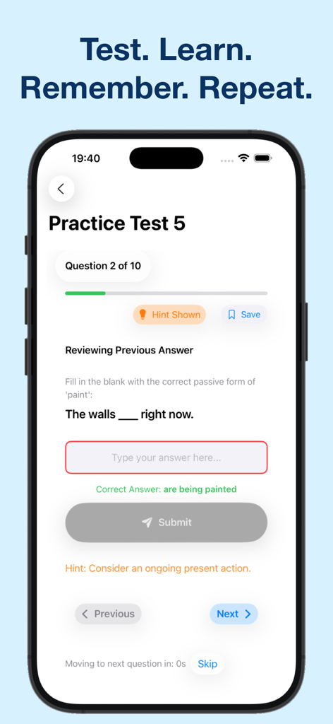 Learn English - Grammar, Vocab - 英語文法アプリの練習テストインターフェース。受動態の質問とヒント、正解のフィードバックが表示されています。