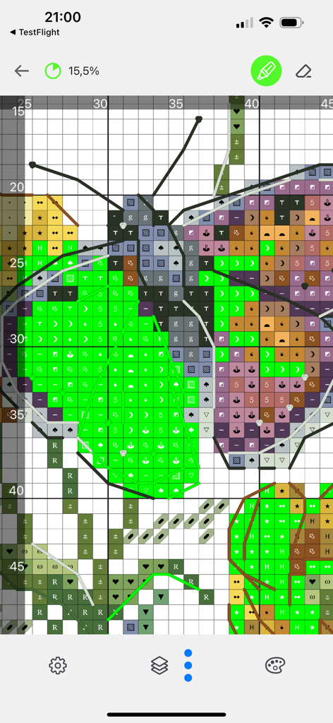 Patrón de bordado interactivo que muestra un diseño de mariposa y un rastreador de progreso.