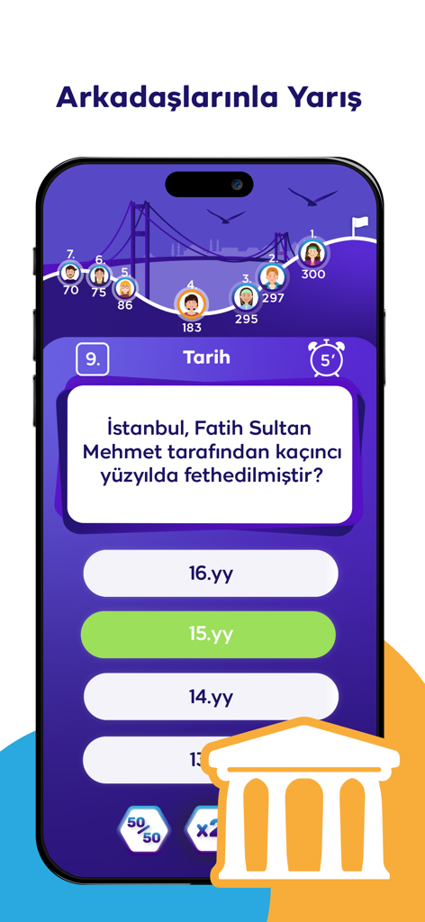 Una pantalla de trivia de historia de la aplicación TRT Bil Bakalim que muestra una pregunta sobre la conquista de Estambul con una tabla de clasificación