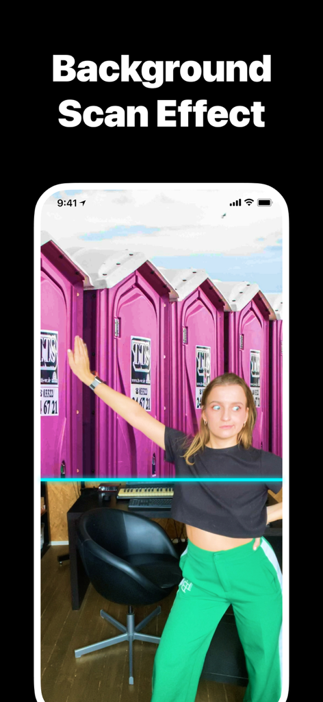 Time Warp Scan - Funny Face - Uma pessoa usando o efeito de escaneamento de fundo no aplicativo Time Warp Scan para mudar seu ambiente.