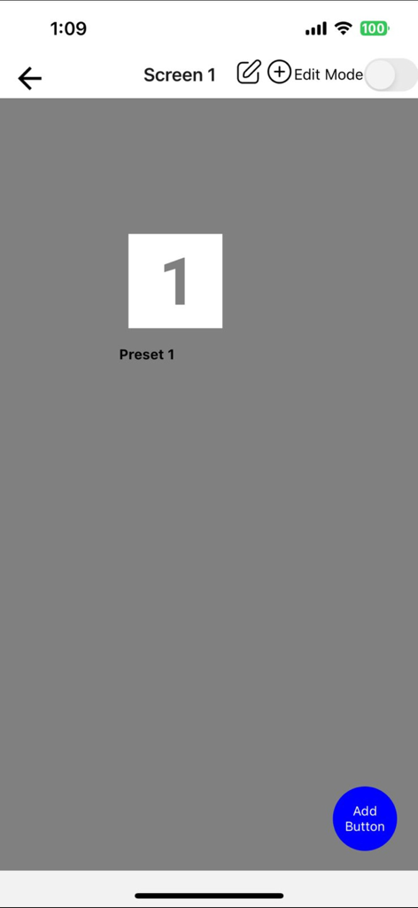 AV Realm - AVデバイス制御のためのプリセットボタン画面と編集モードオプションを示すAV Realmアプリのインターフェース。