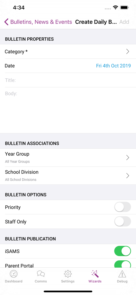 iTeacher App - Mobile screen of the iTeacher App showing the interface to create a daily school bulletin with fields for properties, associations, and publication options.