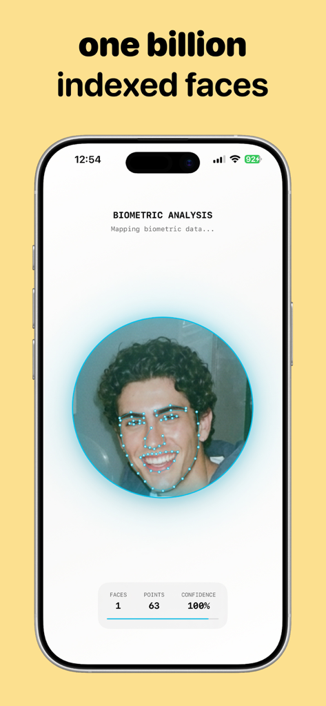 Sherlock: AI Face Search - Interfaz de la aplicación Sherlock mostrando análisis de mapeo facial biométrico y verificación de identidad