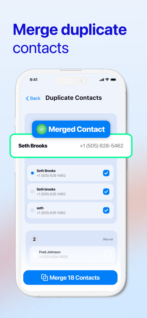 Phone Storage Cleaner: Free up - Interfaz de la aplicación Phone Storage Cleaner mostrando la opción de fusionar contactos duplicados en un iPhone