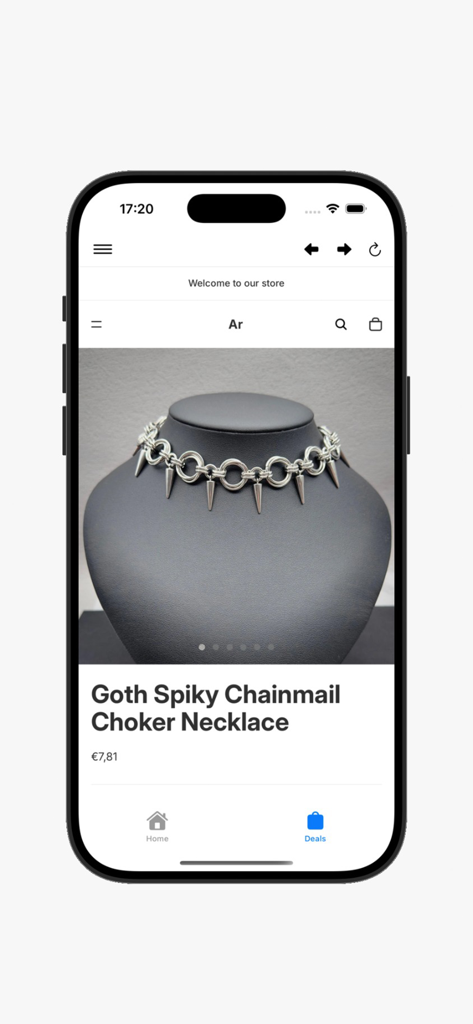Page produit dans l'application Coach Outlet Store présentant un collier ras-du-cou gothique clouté en cotte de mailles.