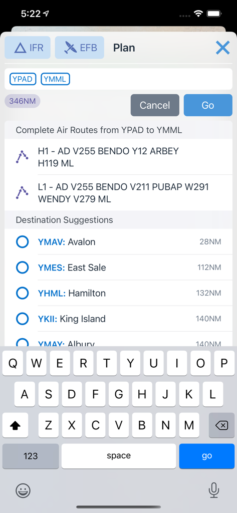 OzRunways EFB - OzRunways EFB mobile App-Oberfläche, die Flugroutenplanung und Zielvorschläge anzeigt