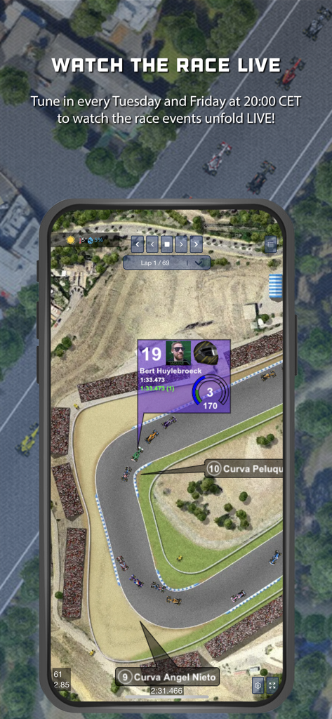 Visão de cima para baixo de uma simulação de corrida ao vivo no aplicativo GPRO Classic Racing Manager mostrando carros em uma pista e telemetria do piloto