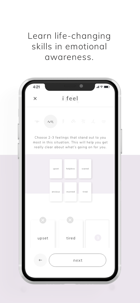 Interface do aplicativo Connect Decks permitindo aos usuários identificar e selecionar seus sentimentos atuais a partir de cartões digitais.