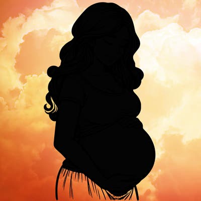woman heavily pregnant realistic