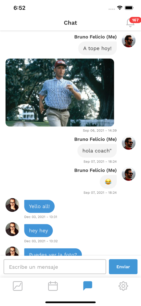 Real-time chat interface between a coach and an athlete in the TrainerPlan app.