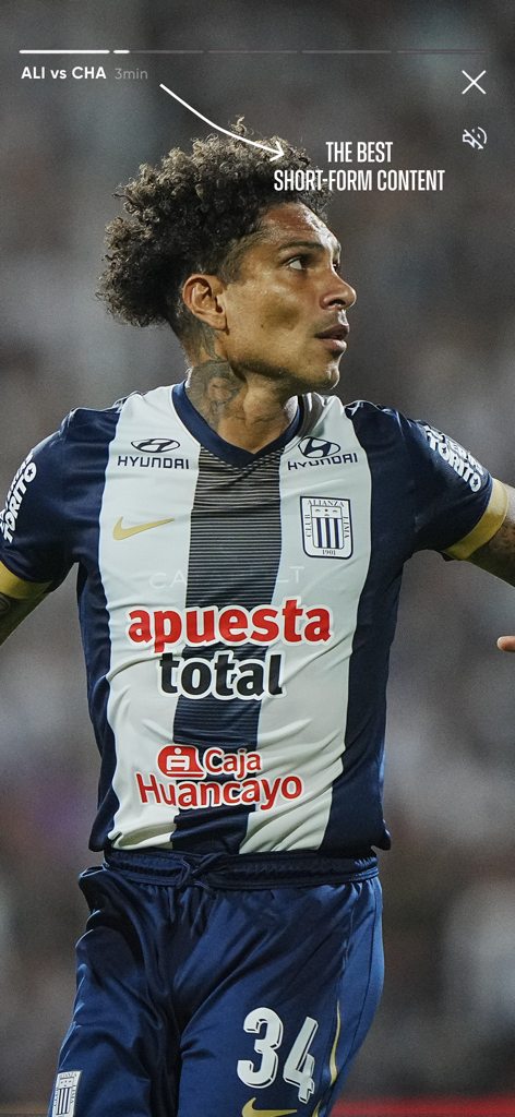 Captura de tela do aplicativo Fanatiz apresentando um jogador de futebol do Alianza Lima e texto destacando conteúdo de vídeo curto.