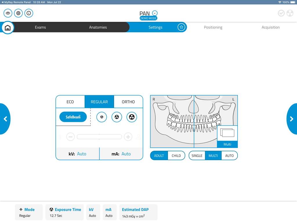 Interface do usuário do aplicativo NewTom Control Pad mostrando parâmetros de imagem odontológica e uma tela de seleção de escaneamento panorâmico