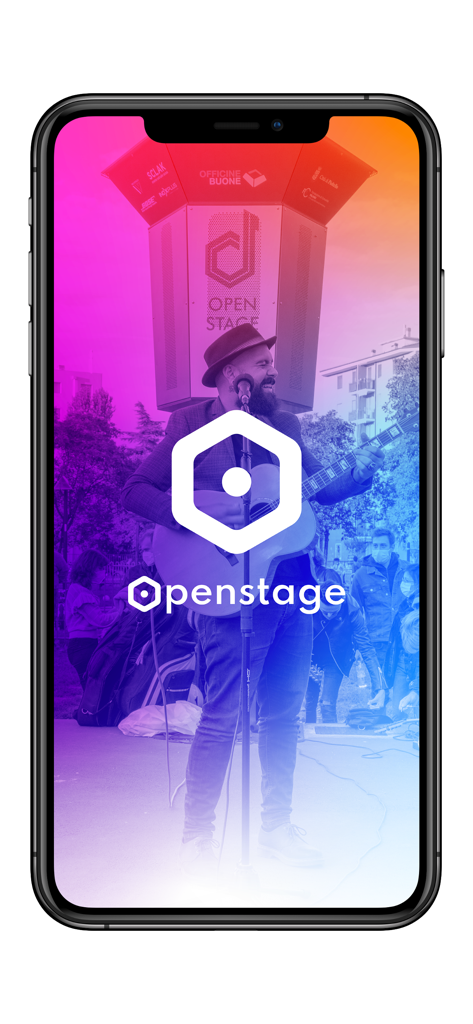 Open Stage App-Bildschirm zeigt einen Musiker bei einem Auftritt auf einer urbanen Bühne mit dem Firmenlogo.