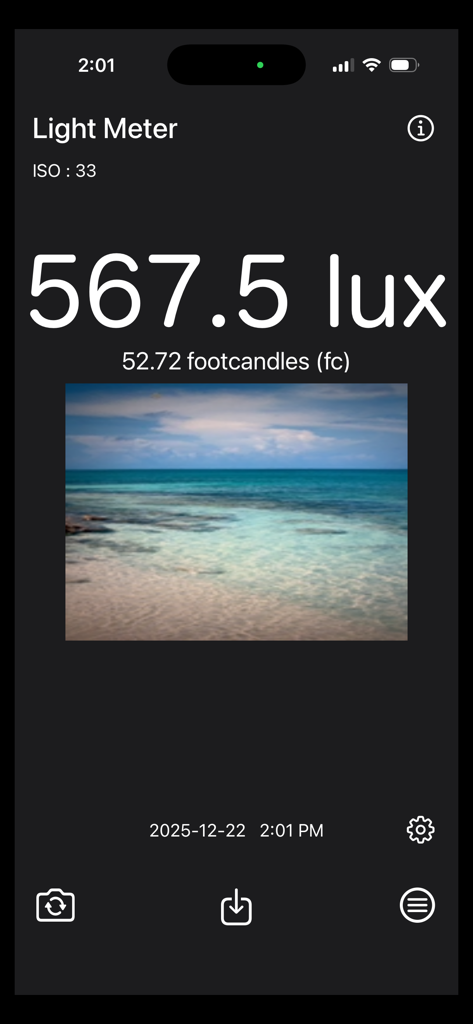 Light Meter - Brightness Calc - Light meter app interface showing real-time brightness readings in lux and foot candles for a landscape photo