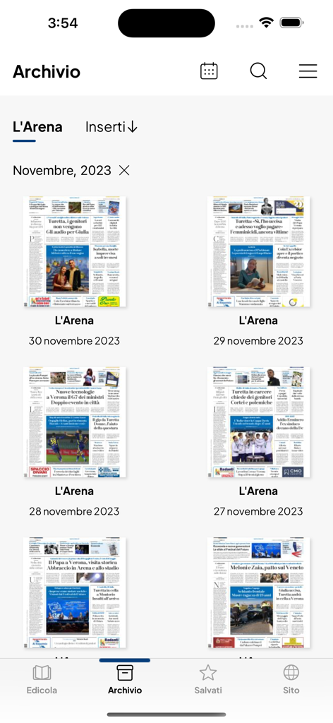 The archive section of the L'Arena app displaying digital thumbnails of past newspaper editions from Verona.