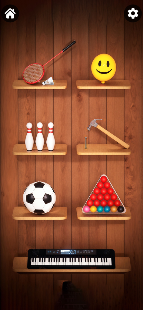 Mini Relaxing Antistress Games - Una selección de minijuegos antiestrés exhibidos en estantes de madera que incluyen una pelota de fútbol, bolos y un teclado.