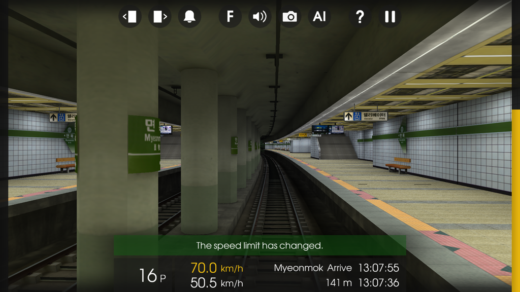 Vista in-game della banchina e dei binari di una stazione della metropolitana in Hmmsim 2 Train Simulator