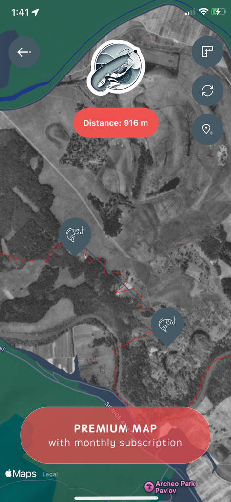 Fishing Maps - Fishing Maps App zeigt eine historische Luftaufnahme mit einem Distanzmesswerkzeug von 916 Metern