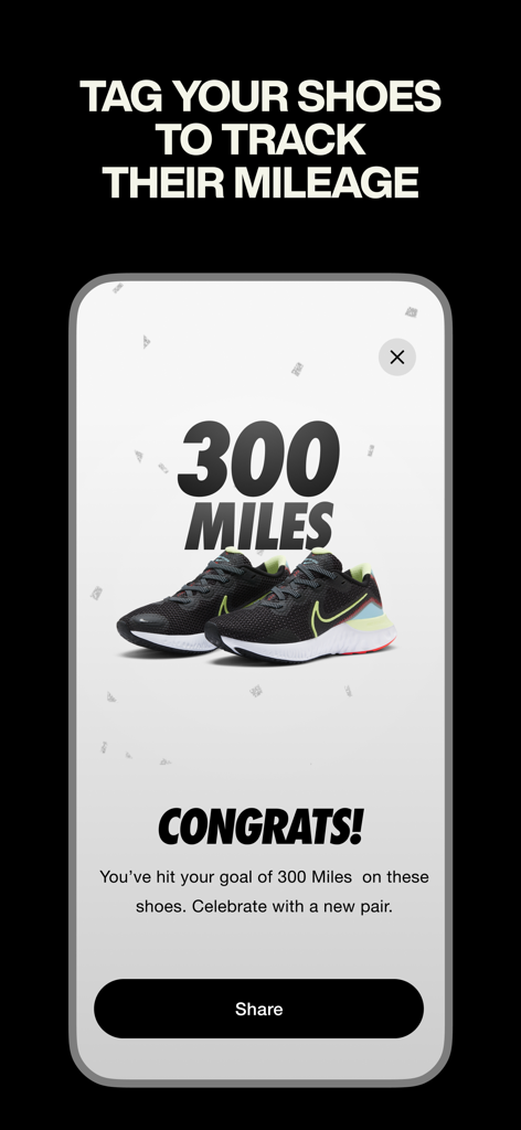 Nike Run Clubアプリの画面、タグ付けされたランニングシューズの300マイルのマイルストーンを祝う画面