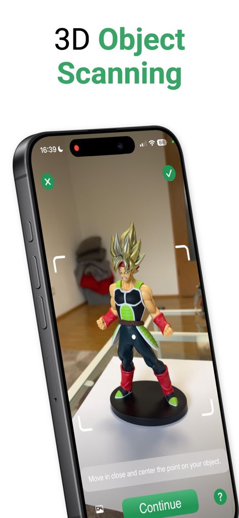 LiDAR搭載アプリを使用してキャラクターフィギュアの3DスキャンをキャプチャしているiPhone画面。