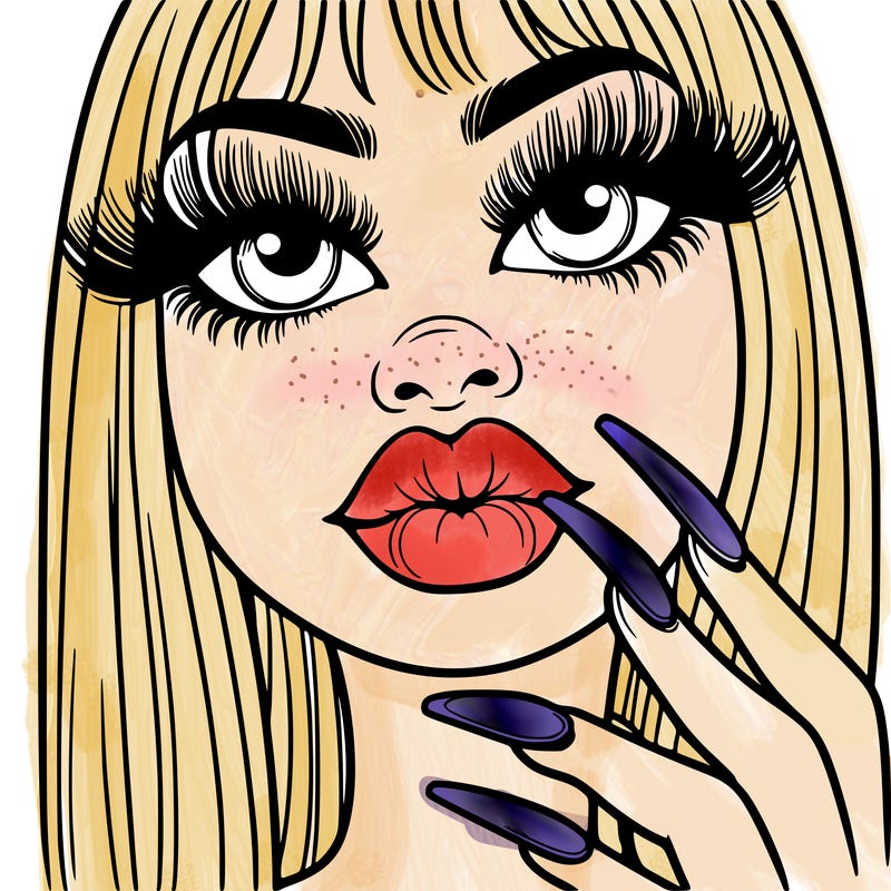 girl with big lips and long nails with long eyelashes