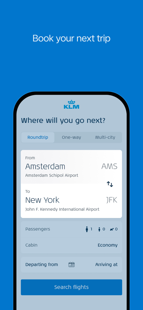 Interfaz de la app de aerolínea KLM que muestra una búsqueda de reserva de vuelos de Ámsterdam a Nueva York.