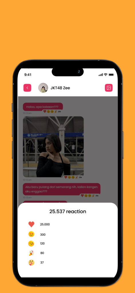 JKT48 PM - Interface of the JKT48 PM app displaying a private message from idol member Zee and a reaction count overlay.