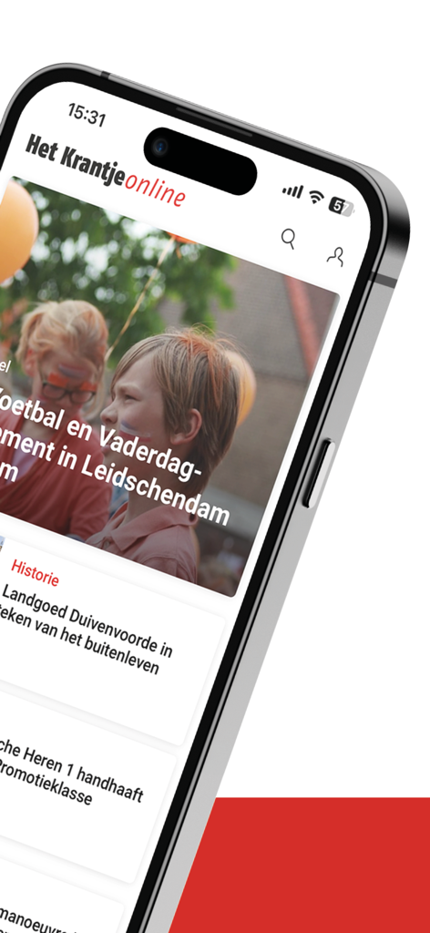 Smartphone screen displaying the Het Krantje local news app interface with community articles.