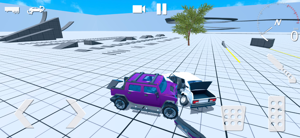 Un SUV viola che si scontra con un'auto bianca in un sandbox di simulazione di incidenti