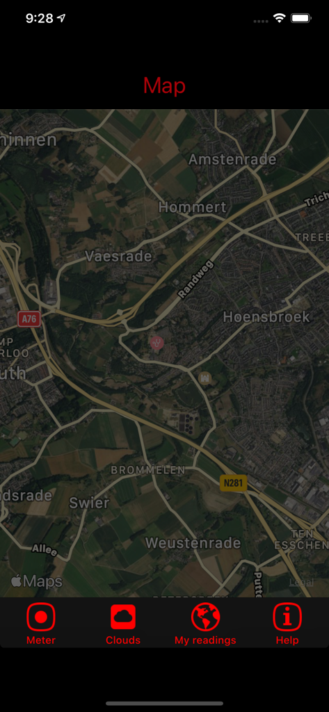 Vista de mapa satelital en la aplicación Dark Sky Meter mostrando ubicaciones para mediciones de calidad del cielo.