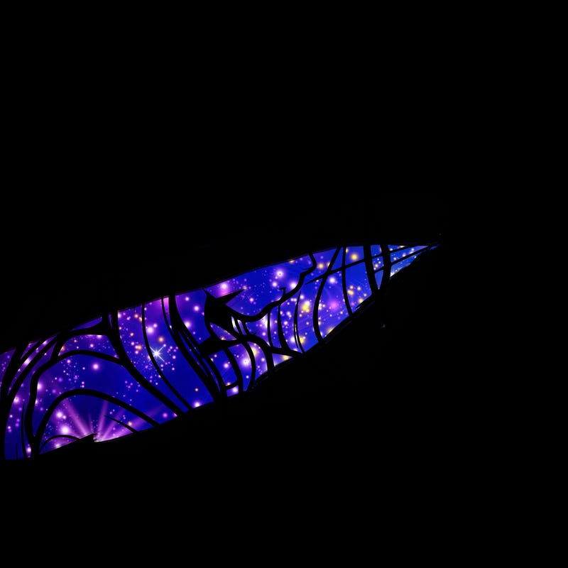 a realistic girl spray painting