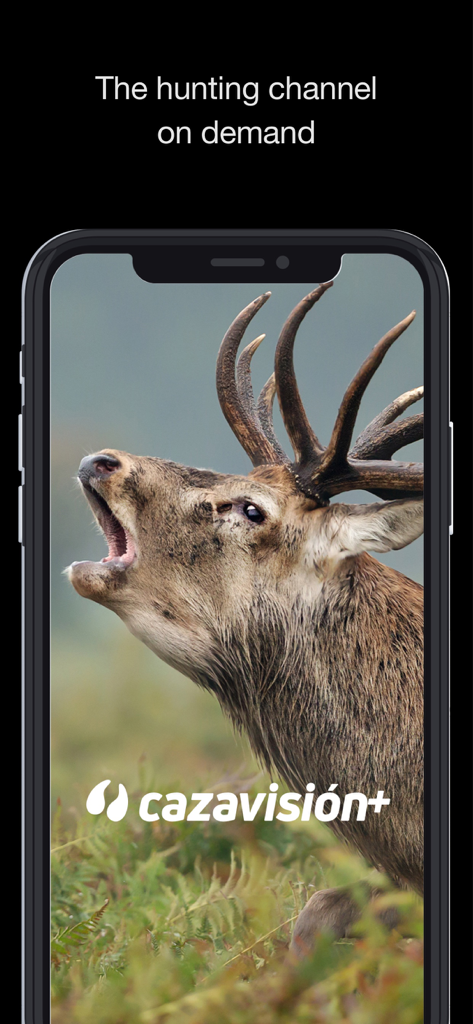 Un smartphone mostrando la app Cazavisión+ con un ciervo bramando en pantalla y el titular El canal de caza bajo demanda.