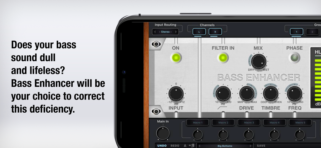 Interface do plugin Bass Enhancer AUv3 em uma tela de smartphone mostrando controles de áudio profissionais para produção musical