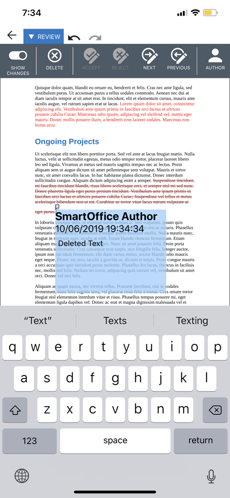 BlackBerry Edit app interface showing document track changes and review options