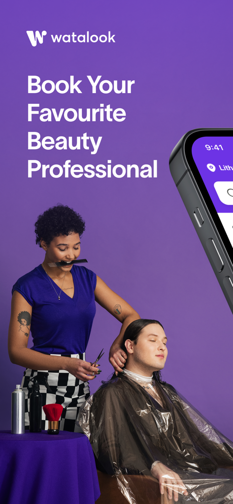 Watalook: Book Beauty Services - Un estilista profesional cortando el cabello de una clienta sobre un fondo morado con el texto Reserva Tu Profesional de Belleza Favorito