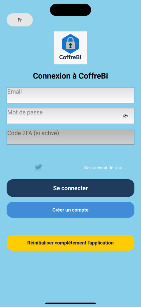 CoffreBiモバイルアプリのログイン画面。メール、パスワード、2要素認証のフィールドが表示されています。