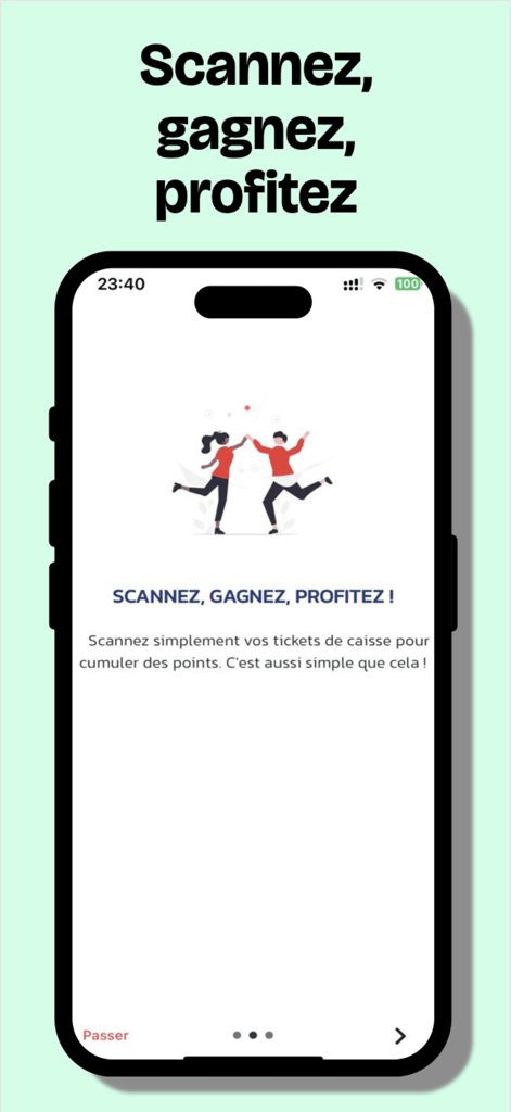 PARK N SHOPアプリのオンボーディング画面、レシートをスキャンしてポイントを獲得するメッセージと2人の幸せな人物のイラストを表示