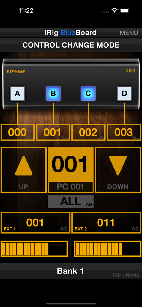 Interfaz de la aplicación iRig BlueBoard mostrando la configuración del modo de cambio de control para una pedalera MIDI inalámbrica.