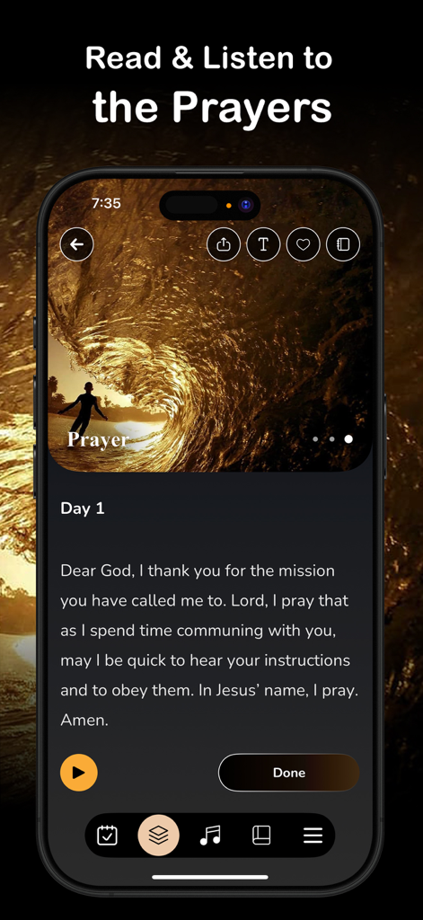 Interface de l'application Méditation Pain Quotidien pour Hommes montrant une prière pour le Jour 1 avec un bouton de lecture audio et un arrière-plan de vagues dorées