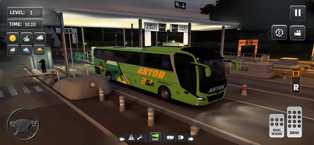 Coach Bus Simulator Game 2022 - Un autobús de pasajeros verde pasando por una estación de peaje por la noche con los controles de conducción visibles en la pantalla