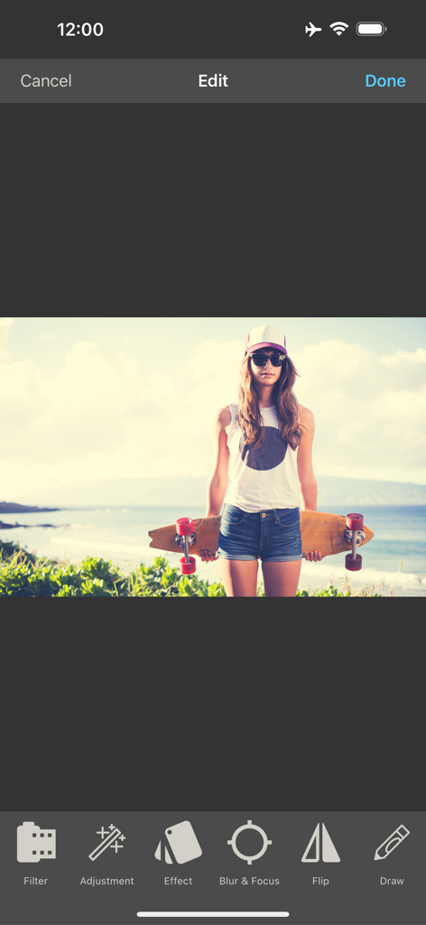 Image Size PRO - Tela de edição do aplicativo Image Size PRO mostrando ferramentas para ajustes de filtros e efeitos em uma foto