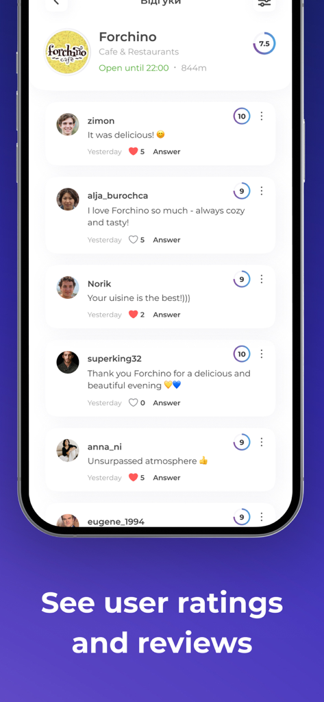 Pantalla de smartphone que muestra reseñas de clientes y calificaciones numéricas para un negocio de restaurante dentro de la aplicación Smap