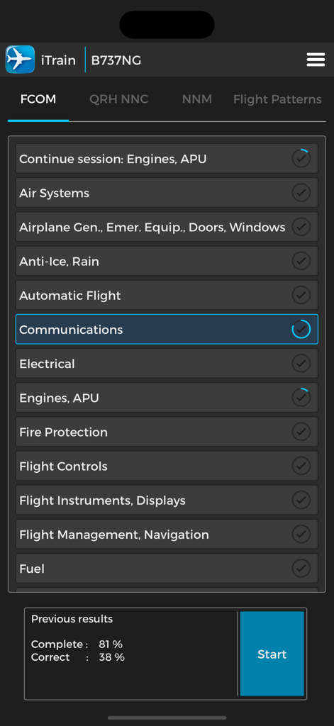 iTrain B737NG App-Oberfläche, die das FCOM-Menü für technische Systeme und den Lernfortschritt anzeigt