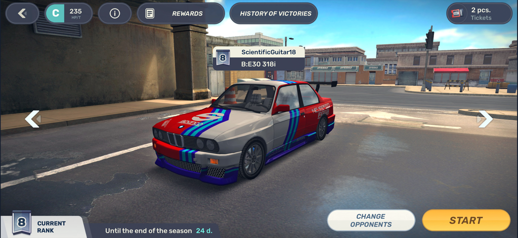 Librea de carreras personalizada en un BMW E30 en el menú del juego Drag Racing 3D Streets 2