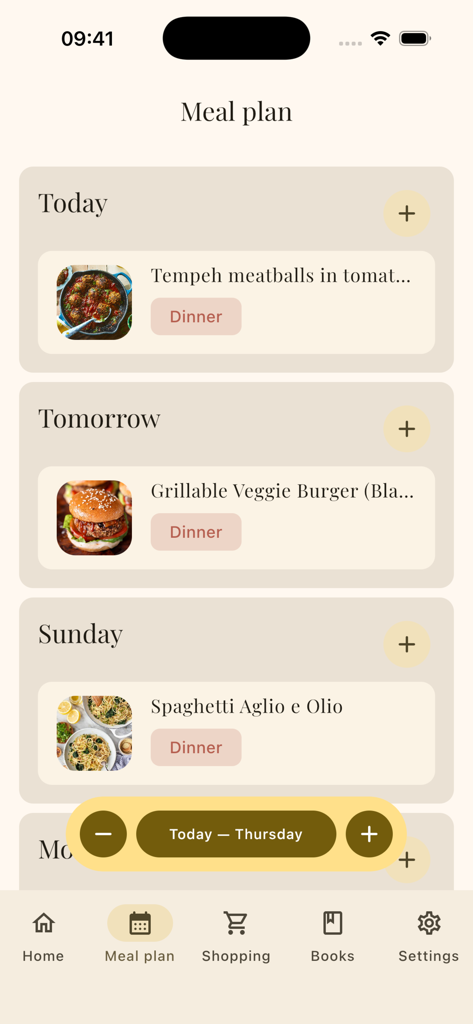 kitshn (for Tandoor) - A weekly meal plan interface in the kitshn app showing various recipes scheduled for the week.