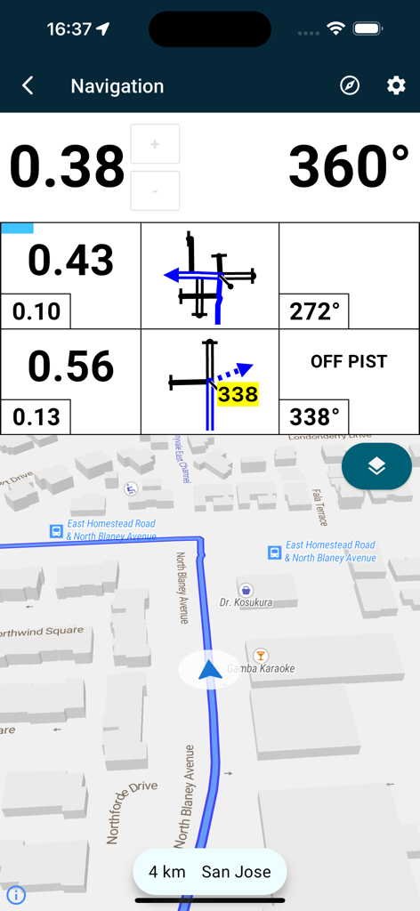 Seekers - Off-Road Navigation - Interfaccia dell'app Seekers con un display roadbook da rally digitale con simboli di navigazione e una vista mappa stradale 3D.