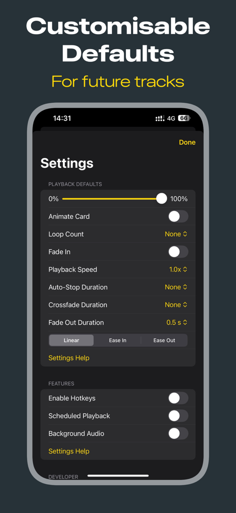 Soundboard Pro - La pantalla de configuración de la aplicación Soundboard Pro que muestra valores predeterminados de reproducción personalizables como el número de bucles y la duración del fundido.